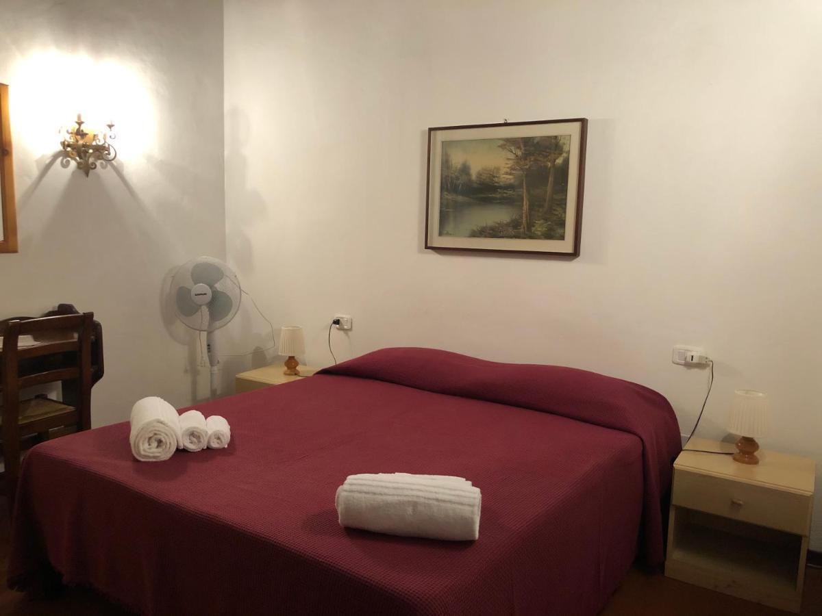 Agriturismo Santa Lorica Sassetta Bagian luar foto
