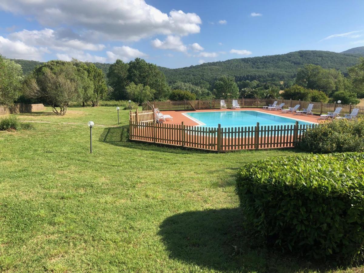 Agriturismo Santa Lorica Sassetta Bagian luar foto