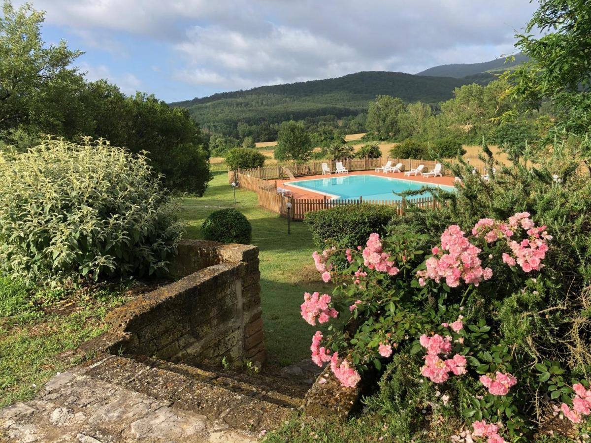Agriturismo Santa Lorica Sassetta Bagian luar foto